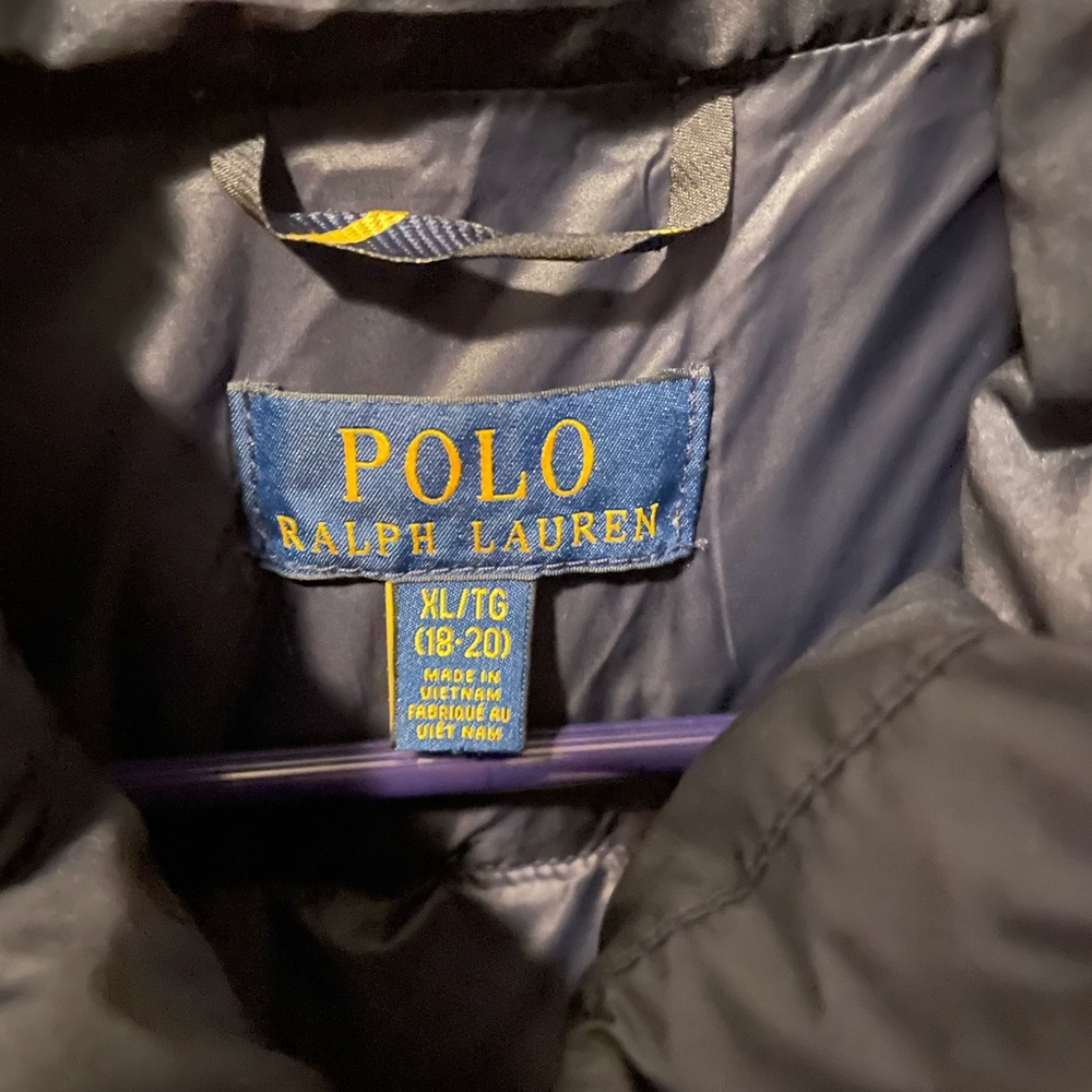 Ralph Lauren Down Boys size XL (18-20) color: Navy Blue. Fits a 14-16 yr old